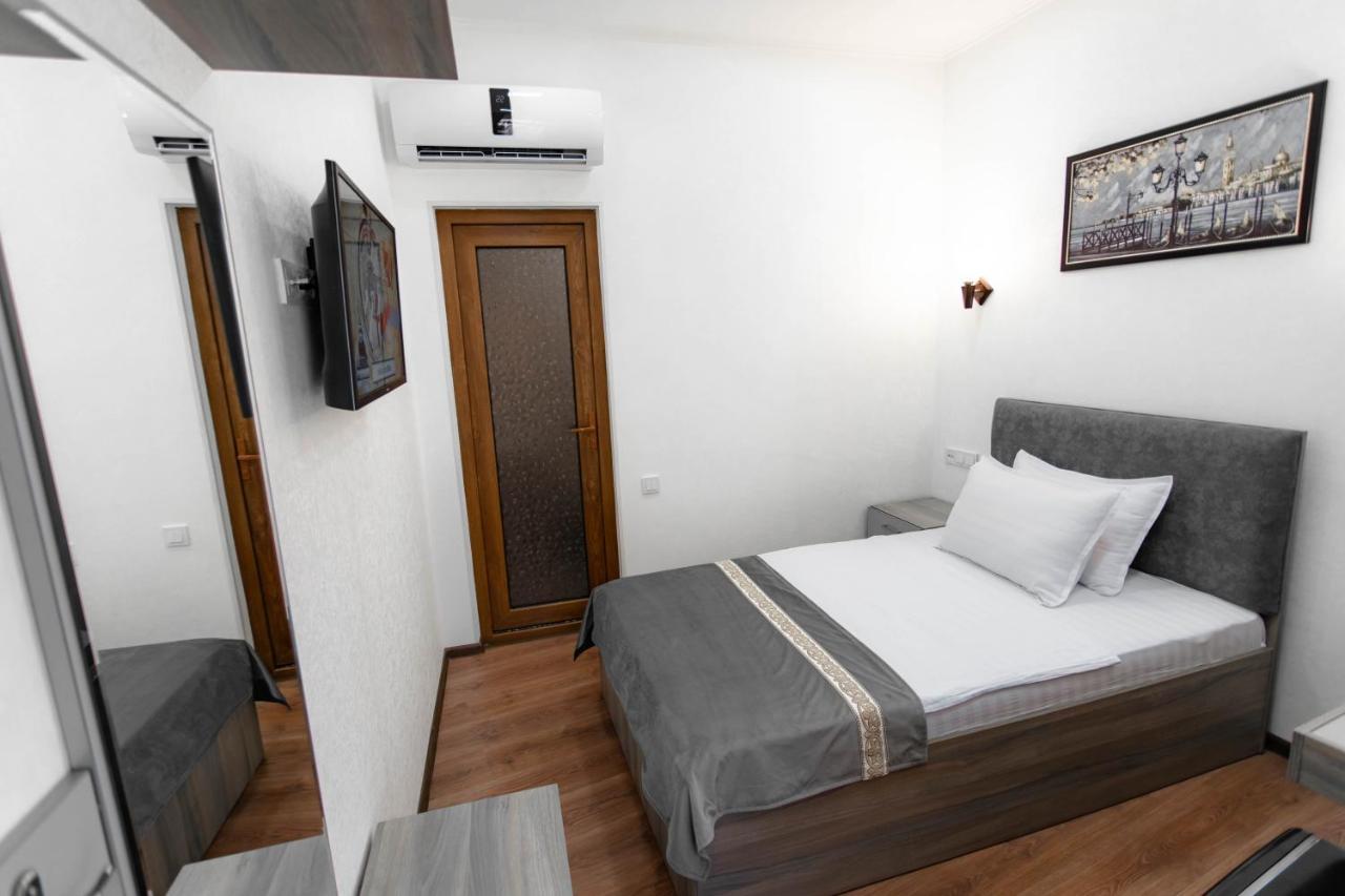 Registon Saroy Hotel Самарканд Екстер'єр фото